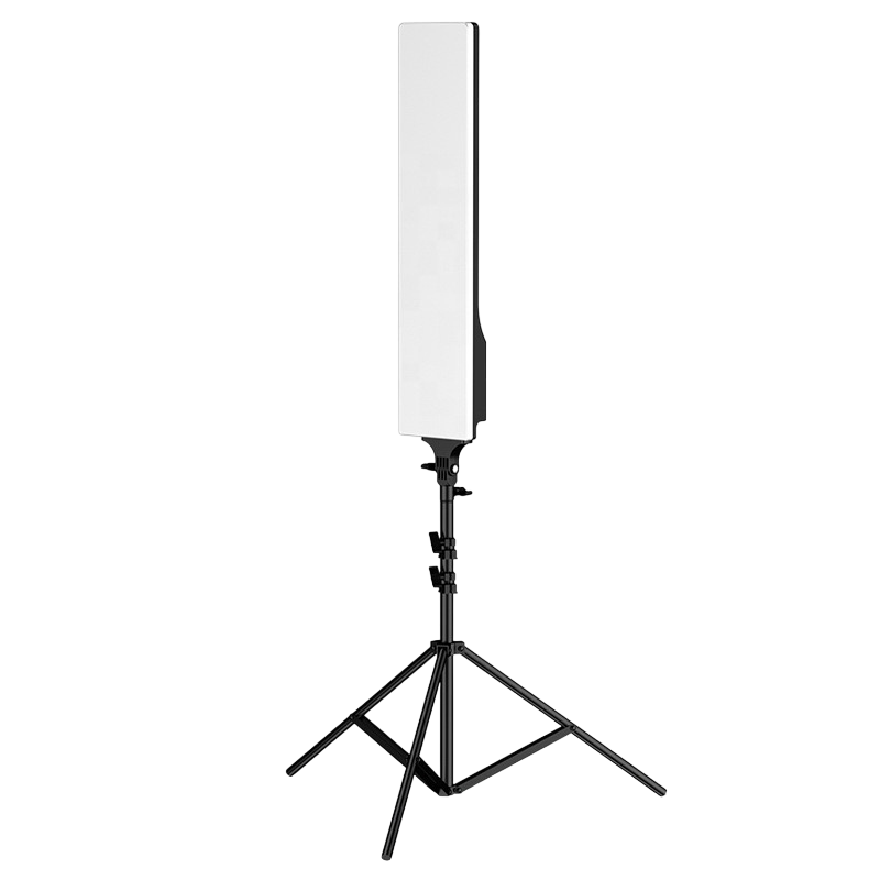 Dritë Profesionale LED me Telekomandë RL-100